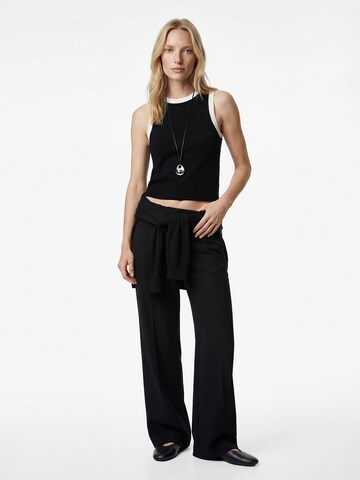 Koton Wide leg Pleat-Front Pants in Black: front