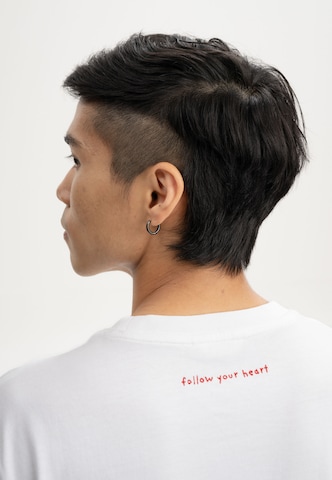 MELA - Camisa 'Pravin' em branco