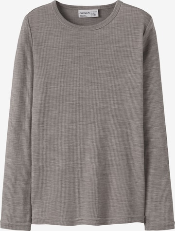 NAME IT - Camiseta en gris: frente