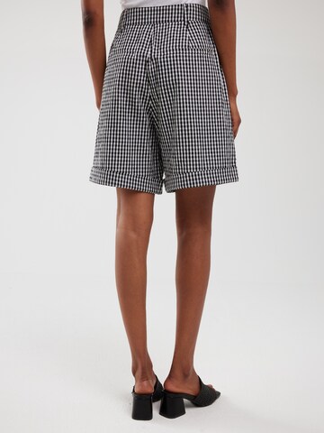 BIG STAR Regular Shorts 'Pollini' in Schwarz