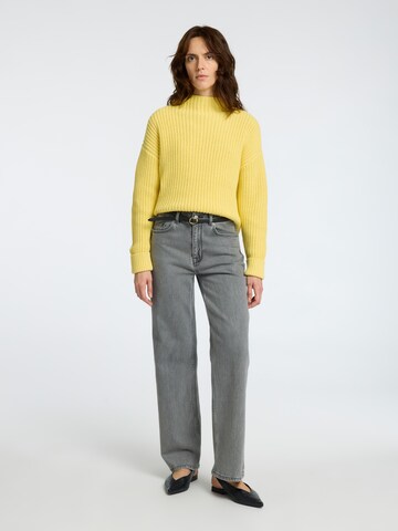 Pull-over 'SLFSELMA' SELECTED FEMME en jaune