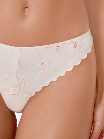 String di ETAM in rosa