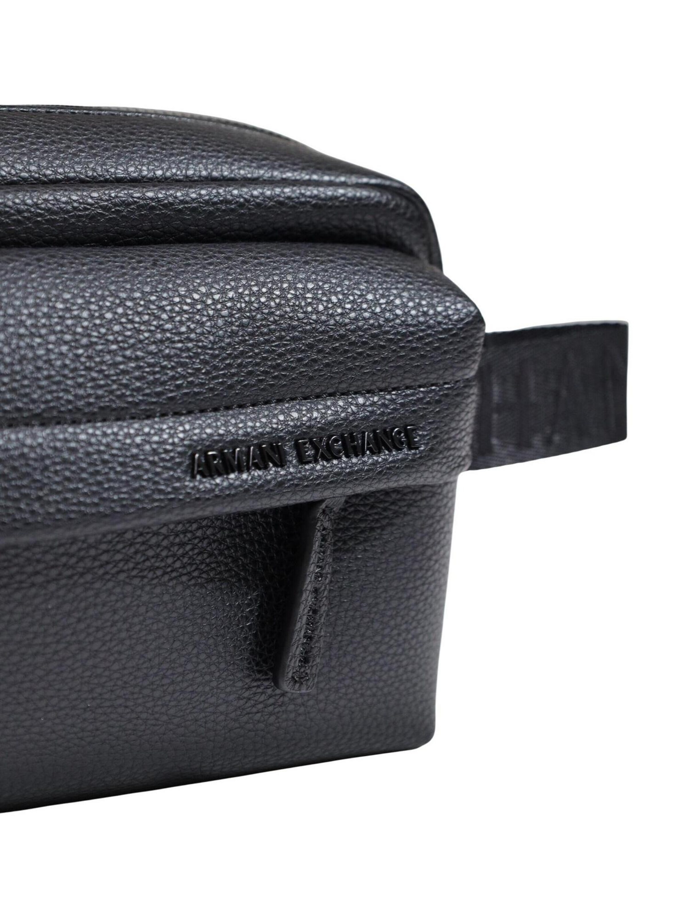 Nécessaire 'XM003230 AF26651' di ARMANI EXCHANGE in nero