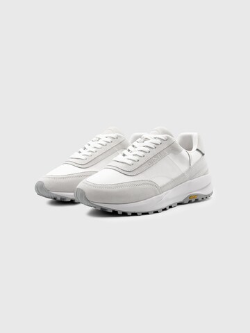Chaussure à lacets 'Eclipse (Size runs small, order one size up)' Dutch'D en blanc