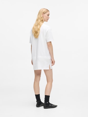 KARL LAGERFELD JEANS Šaty – bílá