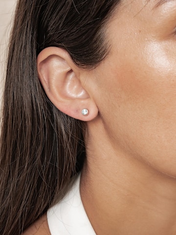 Hey Happiness - Pendientes 'Aquamarine Bezel Cubic Zirconia' en plata