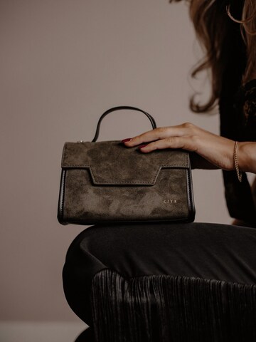 GIYA Amsterdam Handbag 'The Maya bag - olive green' in Green