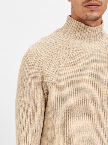 SELECTED HOMME Sweater in Beige