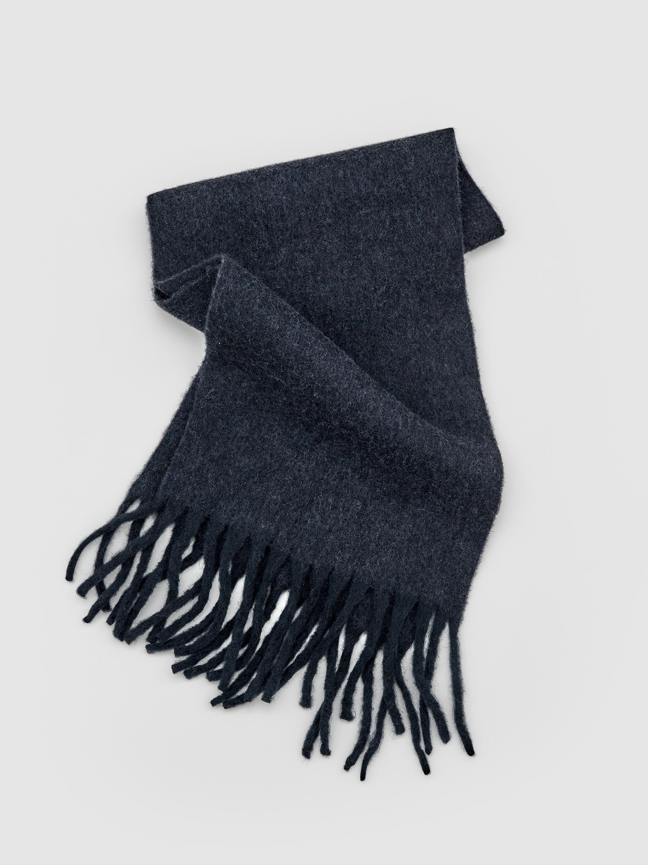 EDITED Produkte Schal 'Isra' schwarz