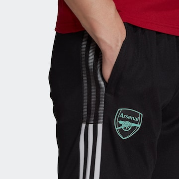 Coupe slim Pantalon de sport 'FC Arsenal' ADIDAS SPORTSWEAR en noir