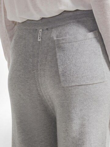 Slimfit Pantaloni di DEHA in grigio