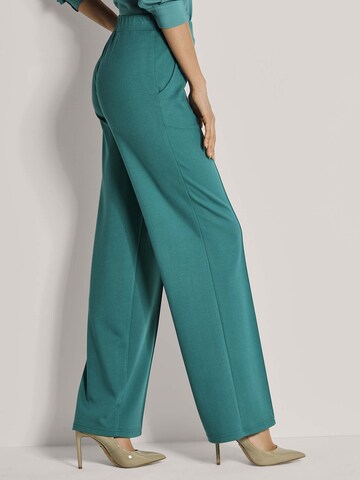 MADELEINE Loosefit Hose in Grün