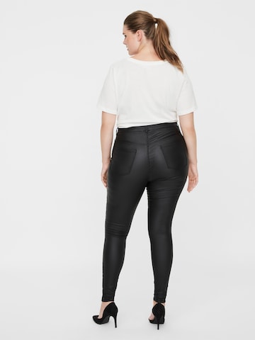 Vero Moda Curve Skinny Housut 'Lora' värissä musta