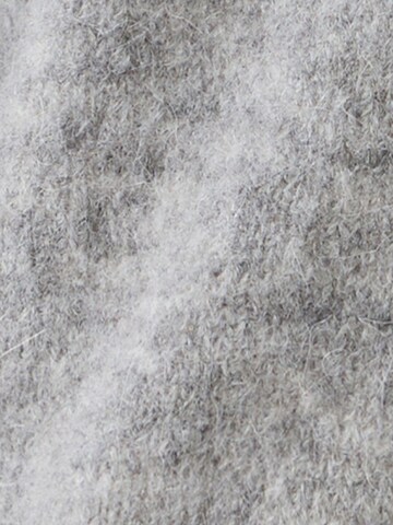 Tamaris Sweater in Grey