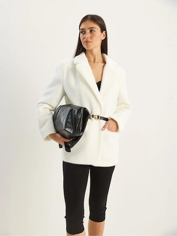Veste mi-saison 'Jacken' Bianco Lucci en blanc