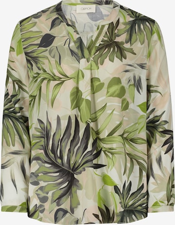 Cartoon Blouse in Green: front