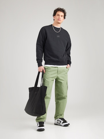 Jordan Dressipluus, värv must