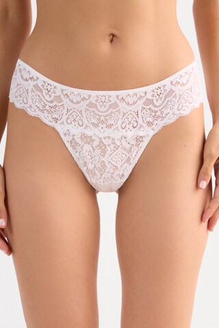 INTIMISSIMI Panty in White: front