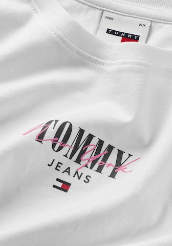 Tommy Jeans Curve Μπλουζάκι 'Essential' σε λευκό