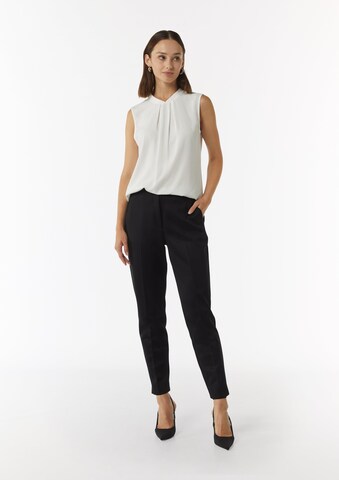 COMMA Slim fit Pleated Pants in Black: front