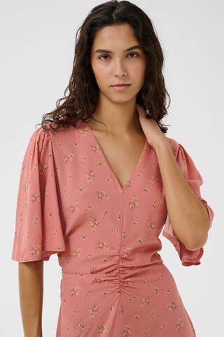 Robe SOAKED IN LUXURY en rose