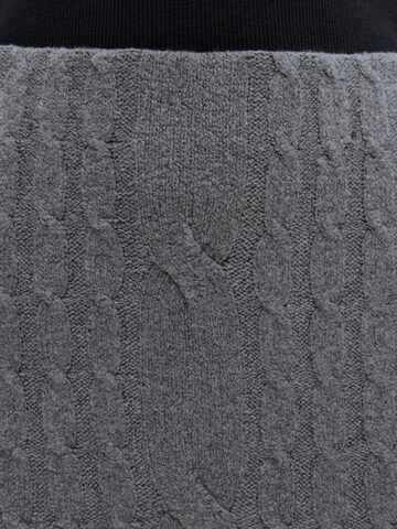 EDITED Hame 'Kamaka' värissä harmaa