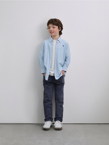 ScalpersRegular Fit Košulja ' ' - siva boja: prednji dio