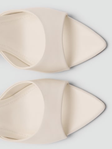 MANGO Muiltjes 'PEPYWH' in Beige