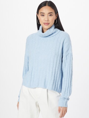 American Eagle Sweater in Blue: front