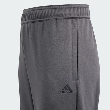 ADIDAS SPORTSWEAR - Chándal 'Sereno' en negro