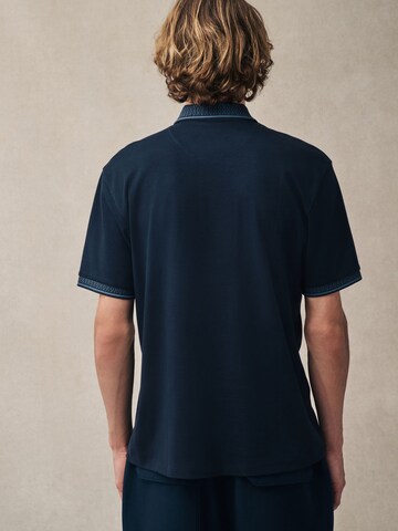 Tricou de la Next pe albastru