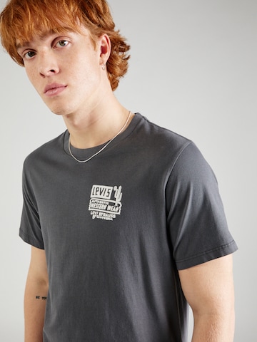 LEVI'S ® Regular T-shirt i grå