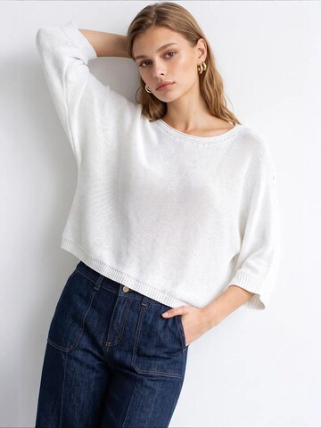 Pulover 'Pullover' de la MixRay pe alb