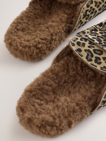 Pantoufle Next en marron