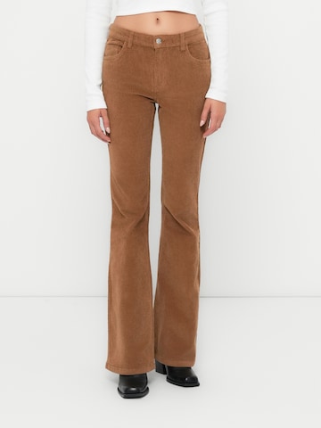 Noisy may Boot cut Pants 'NMHAZELL' in Brown: front