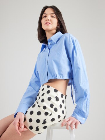 Monki Blouse in Blauw: voorkant