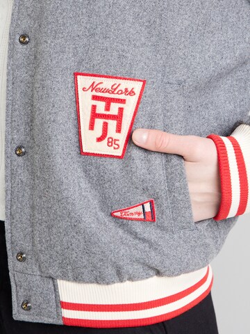 Giacca di mezza stagione di Tommy Jeans in grigio