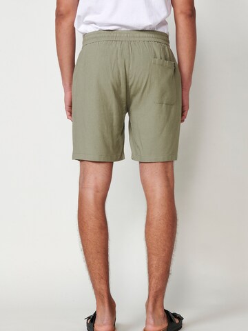 KOROSHI - regular Pantalón en verde