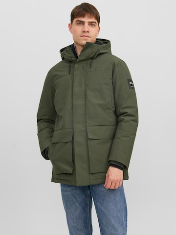 JACK & JONES Parka zimowa 'Rob' w kolorze zielony: przód