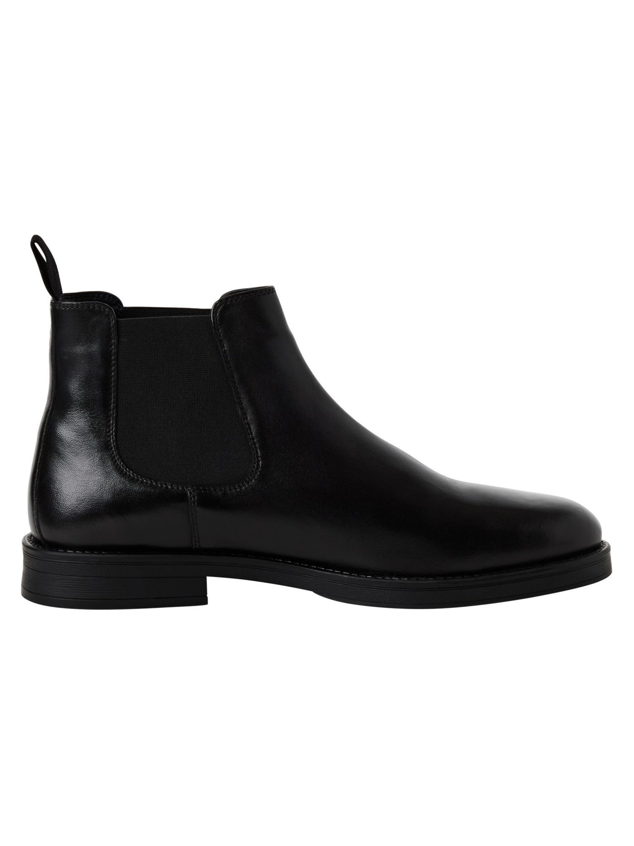 s.Oliver Chelsea Boots in Black
