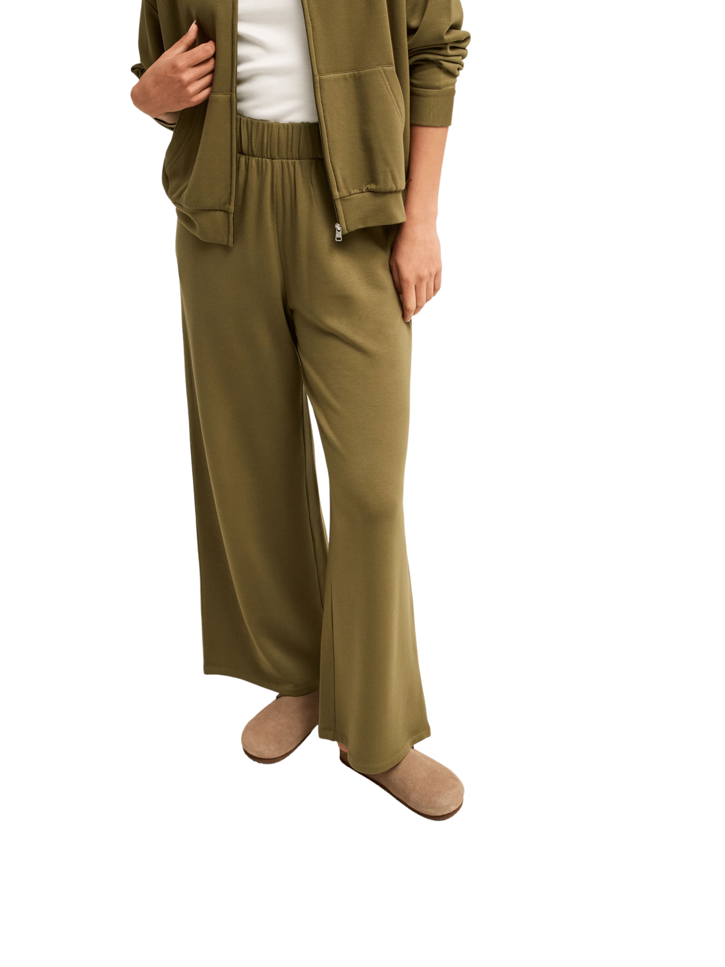 ROXY Pants 'Surfing By Sunlight' in Green: front