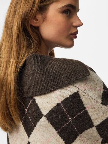 PIECES Cardigan 'PCAlva' i brun