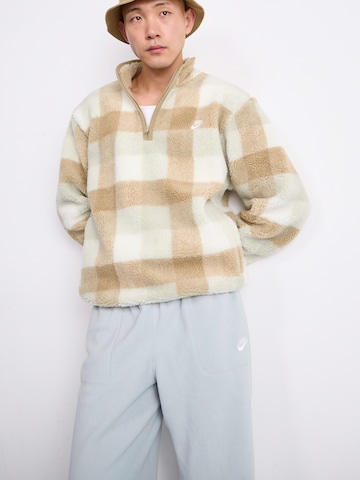 Nike Sportswear Loosefit Nadrág 'Club SSNL' - szürke