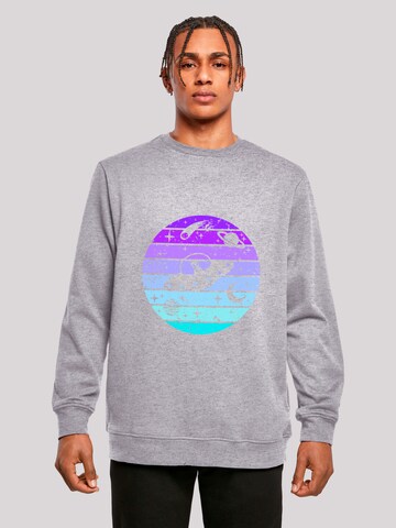 Sweat-shirt 'Retro Alien Weltraum Sonnenuntergang' F4NT4STIC en gris : devant