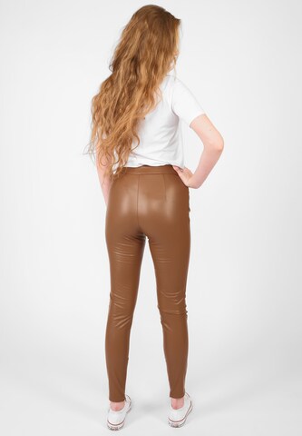 Skinny Pantalon Maze en marron