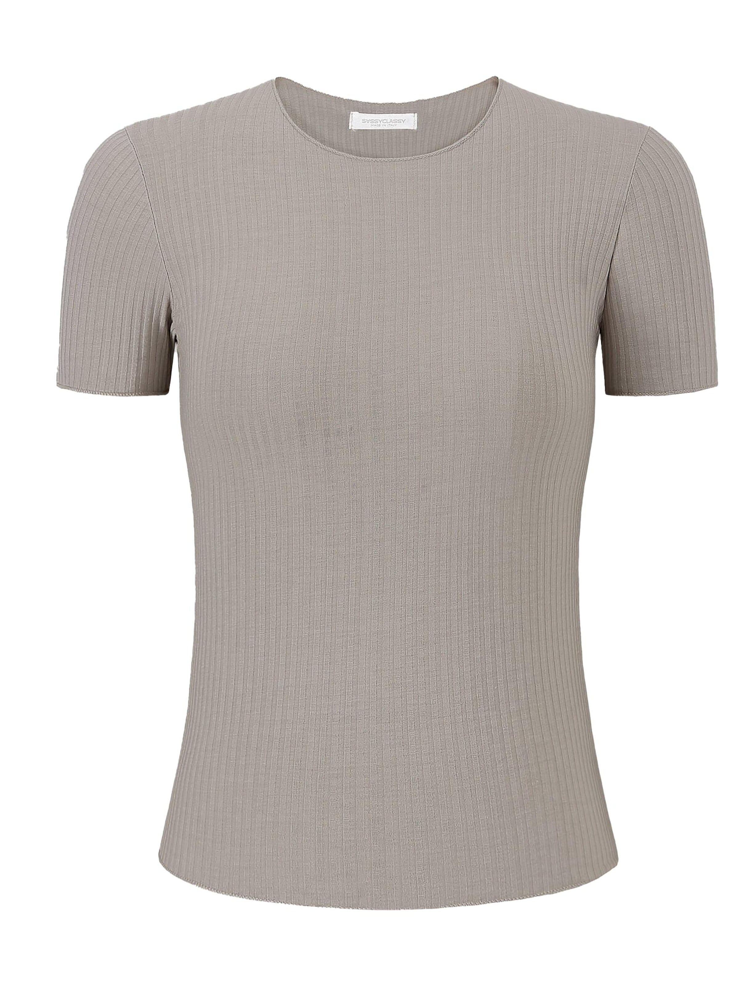 SASSYCLASSY Shirt in Grey: front
