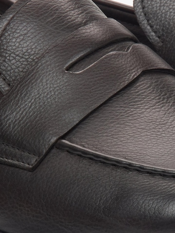 Mocassin '4-99-15' Estro en marron