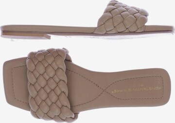 Konstantin Starke Sandals & High-Heeled Sandals in 38 in Beige: front