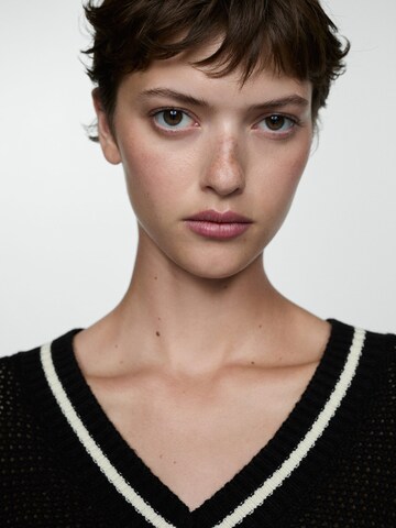 Pull-over 'RUGBY' MANGO en noir
