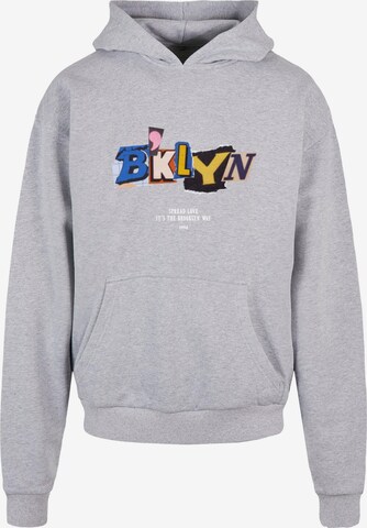 MT Upscale Sweatshirt 'BRKLYN' in Grau: predná strana